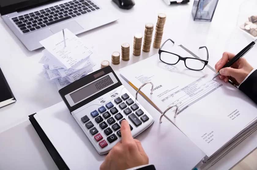 Gdzie się płaci podatek od nieruchomości? Sprawdź łatwe metody płatności