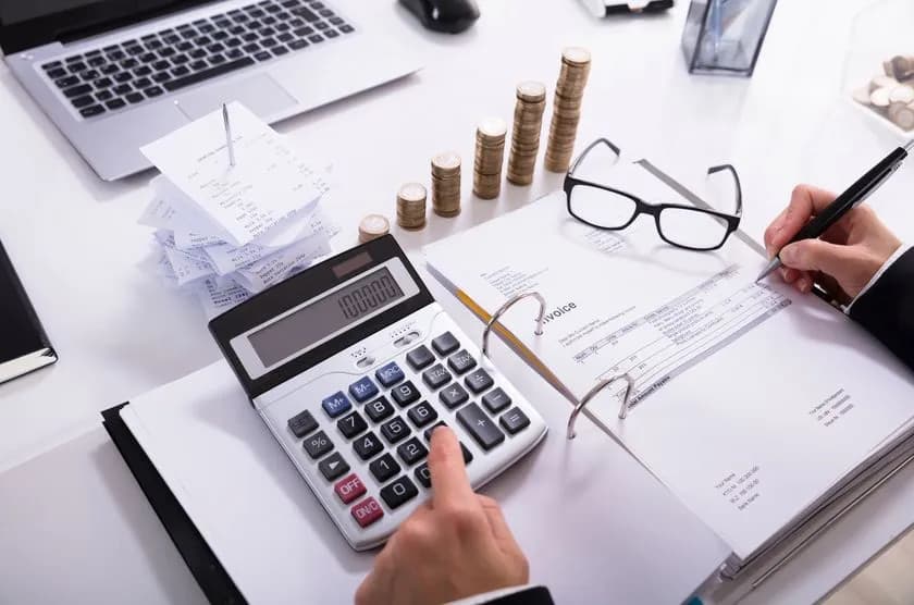 Gdzie się płaci podatek od nieruchomości? Sprawdź łatwe metody płatności