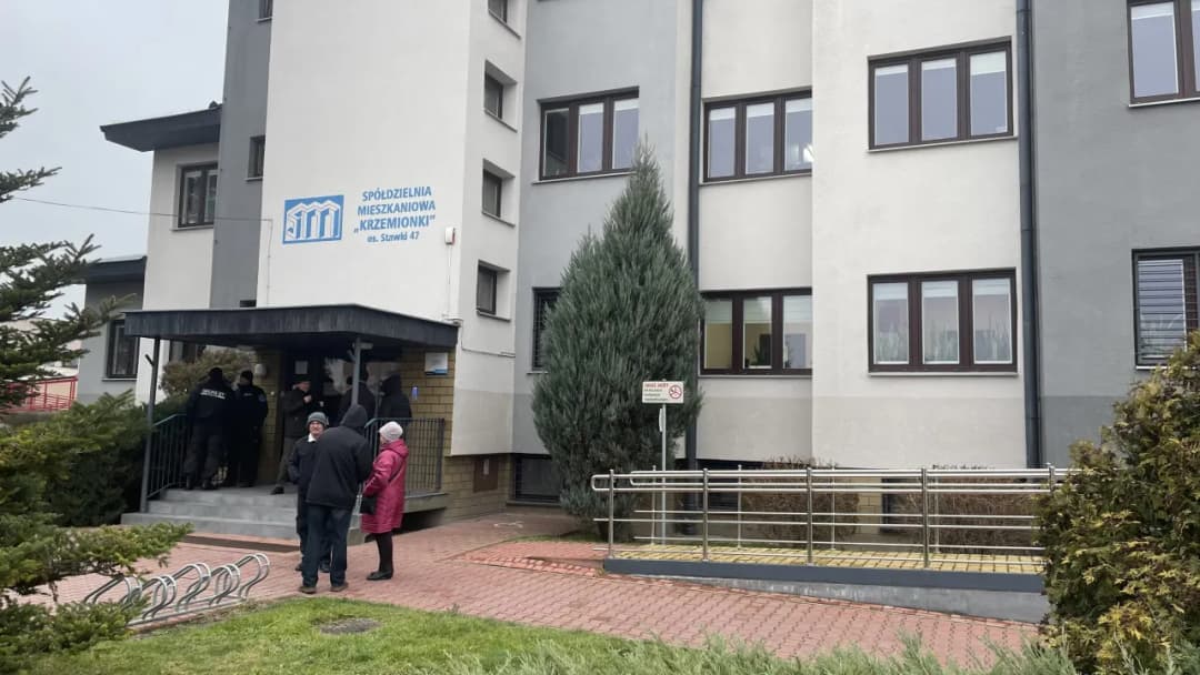 Kto wybiera prezesa spółdzielni mieszkaniowej i jak to działa?