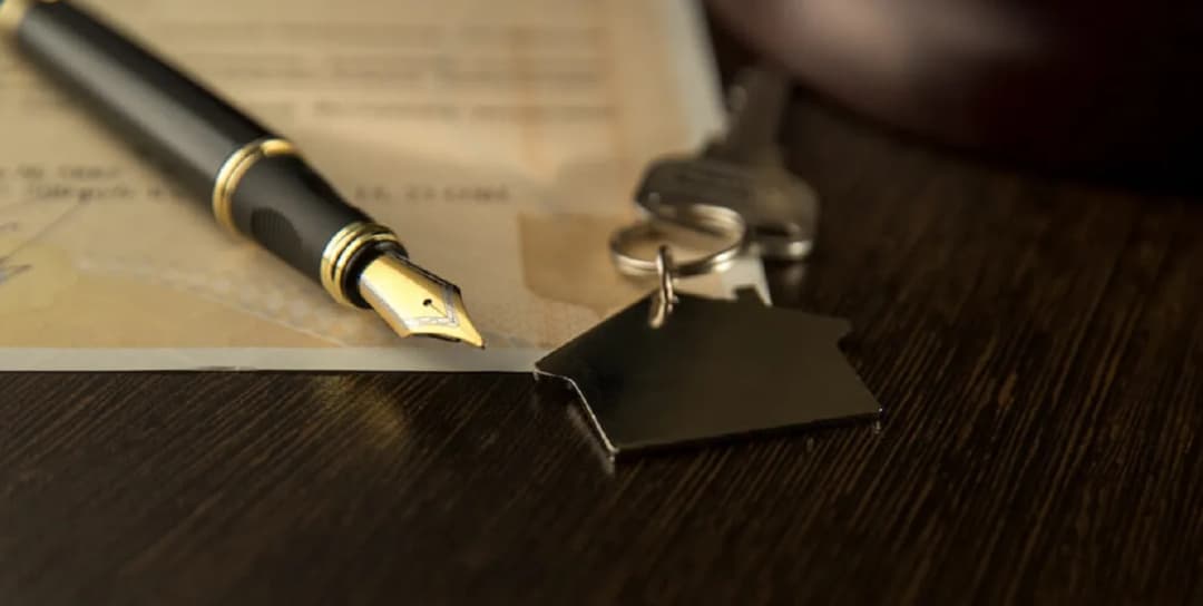 Jak bezpiecznie wynająć mieszkanie firmie i uniknąć problemów